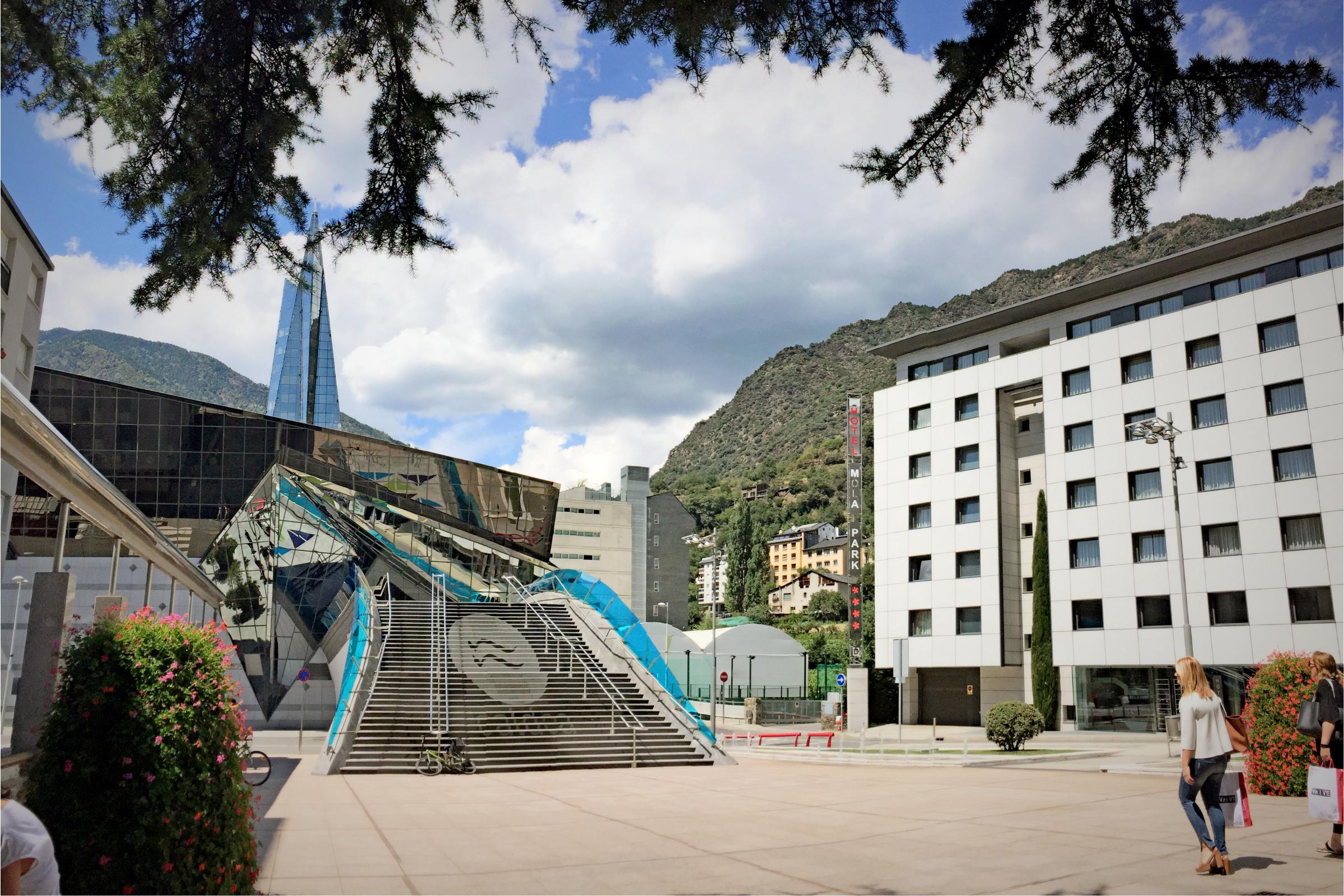 فندق Yomo Mola Park Les Escaldes المظهر الخارجي الصورة